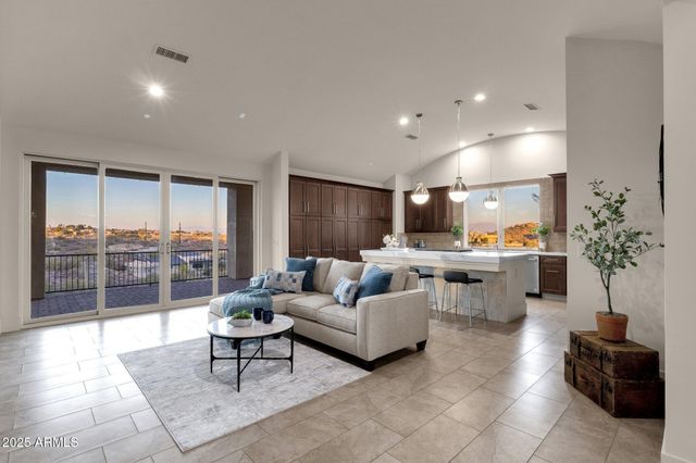 10031 N PALISADES Boulevard, Fountain Hills, AZ 85268