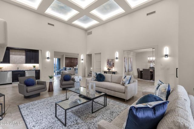 10031 N PALISADES Boulevard, Fountain Hills, AZ 85268