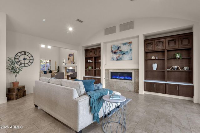 10031 N PALISADES Boulevard, Fountain Hills, AZ 85268