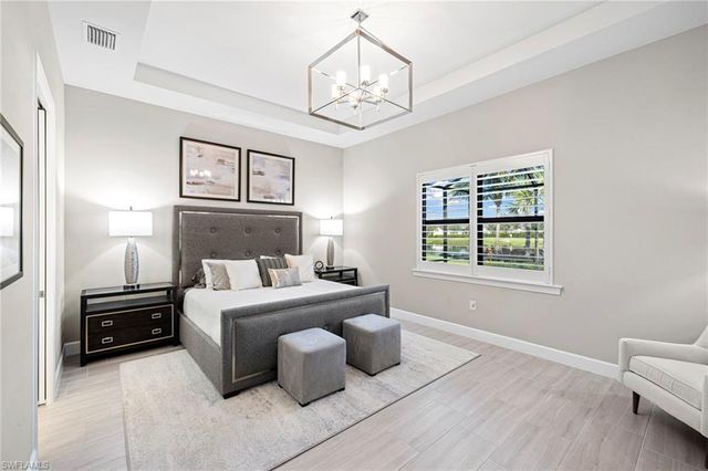 9124 Snowy Owl WAY, Naples, FL 34120