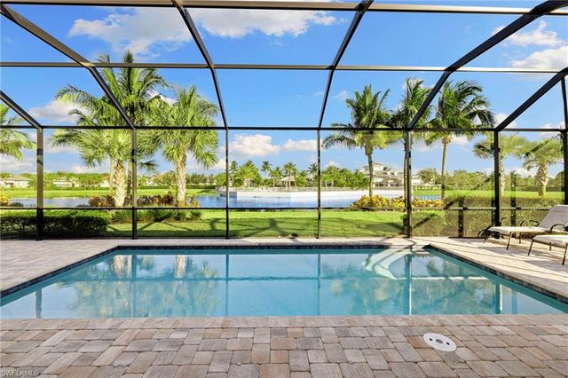 9124 Snowy Owl WAY, Naples, FL 34120