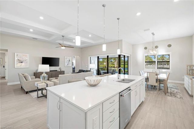 9124 Snowy Owl WAY, Naples, FL 34120