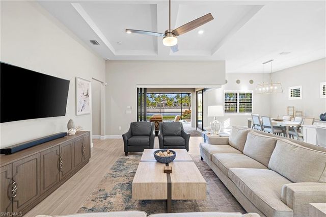 9124 Snowy Owl WAY, Naples, FL 34120