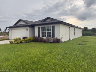 3113 74th ST W, Lehigh Acres, FL 33971