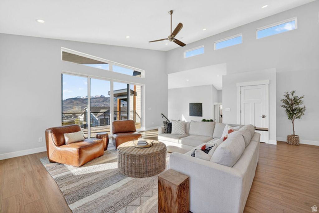 Image 4 of property listing at 4788 E PADDLEFORD DR, Eden, UT 84310