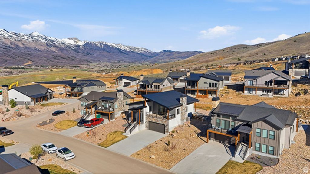 Image 33 of property listing at 4788 E PADDLEFORD DR, Eden, UT 84310