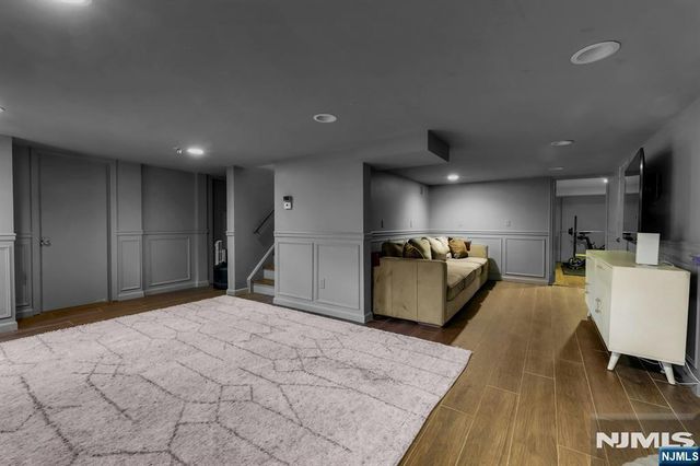 329 Cantrell Road, Ridgewood, NJ 07450