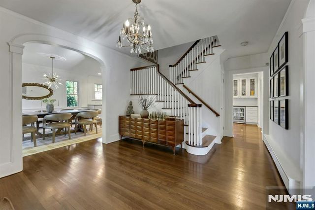 329 Cantrell Road, Ridgewood, NJ 07450