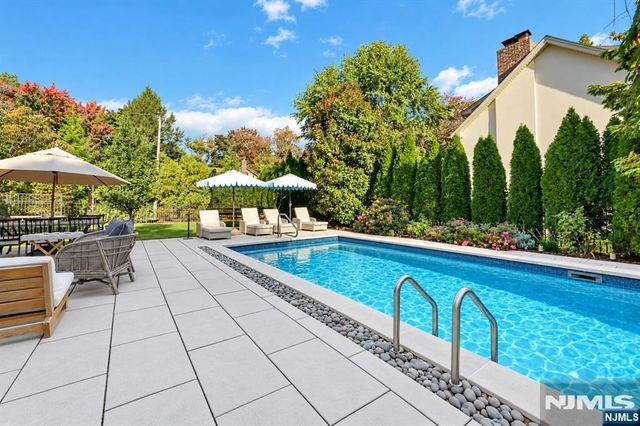 329 Cantrell Road, Ridgewood, NJ 07450