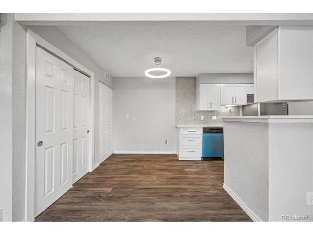 7000 W 20th Ave 206, Lakewood, CO 80214