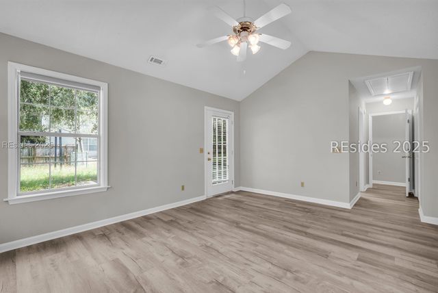 16 Le Moyne Dr, Beaufort, SC 29907