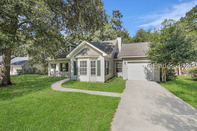 16 Le Moyne Dr, Beaufort, SC 29907