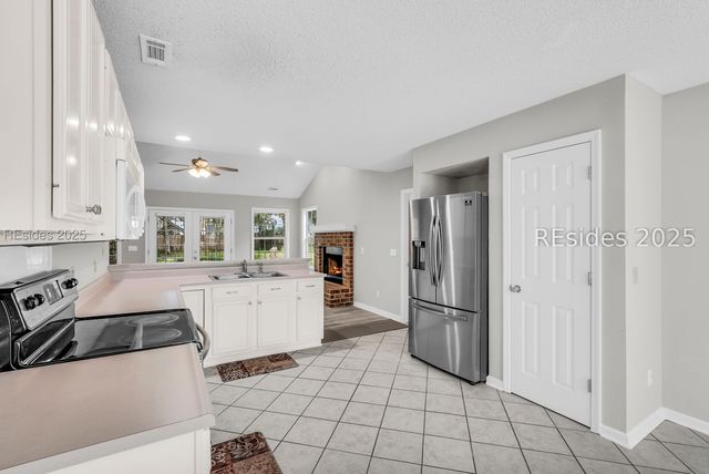 16 Le Moyne Dr, Beaufort, SC 29907