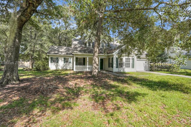 16 Le Moyne Dr, Beaufort, SC 29907