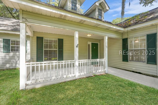 16 Le Moyne Dr, Beaufort, SC 29907