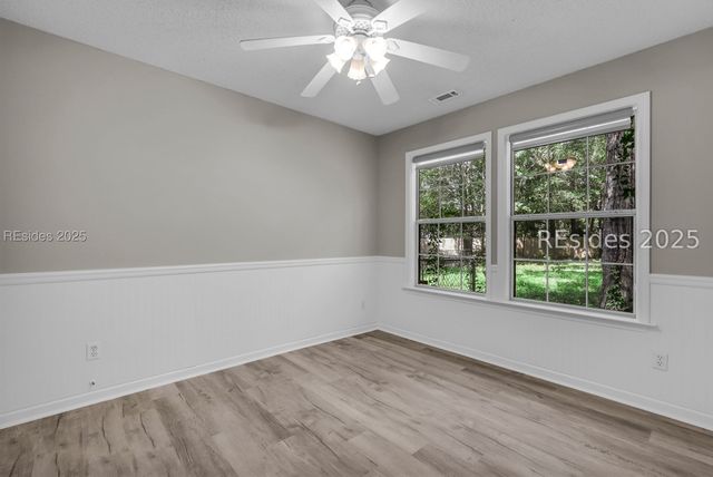 16 Le Moyne Dr, Beaufort, SC 29907