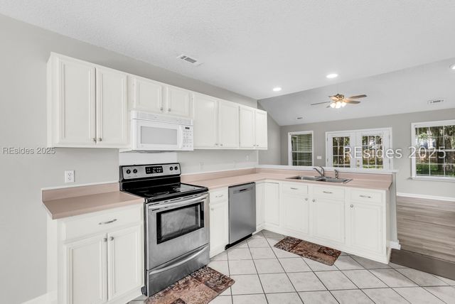 16 Le Moyne Dr, Beaufort, SC 29907