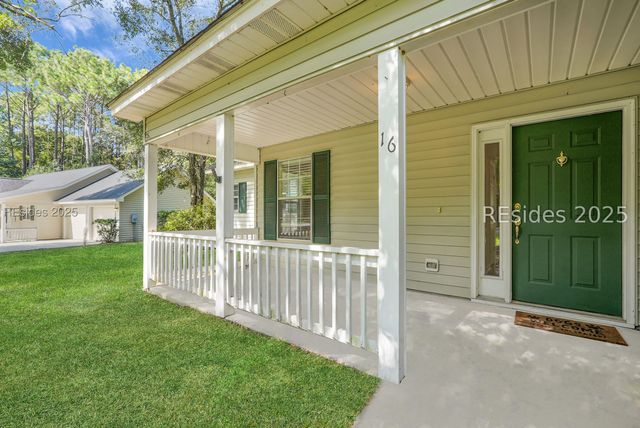 16 Le Moyne Dr, Beaufort, SC 29907