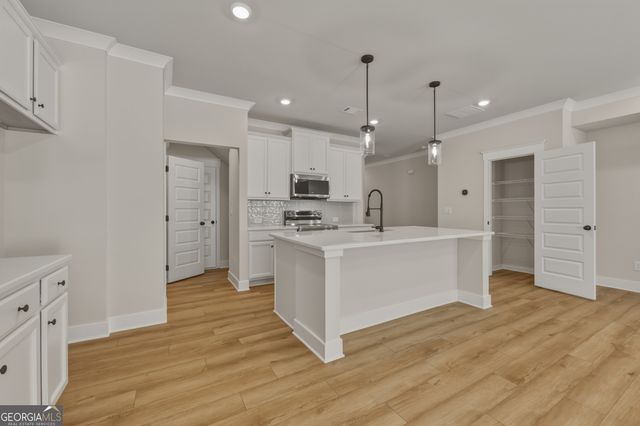 4166 Millstone Park Lane, Gainesville, GA 30504