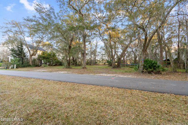 74 Eve Creek, Beaufort, SC 29906