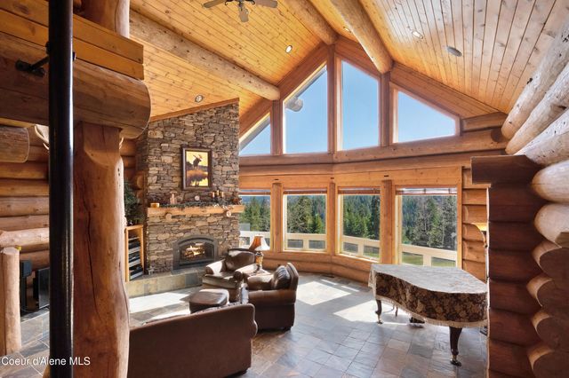 122 Makridge Lane, Kingston, ID 83839