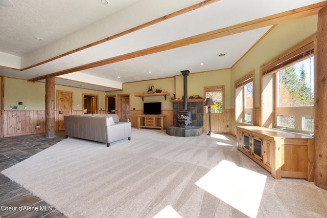 122 Makridge Lane, Kingston, ID 83839