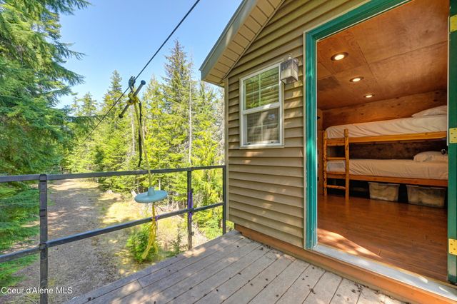 122 Makridge Lane, Kingston, ID 83839