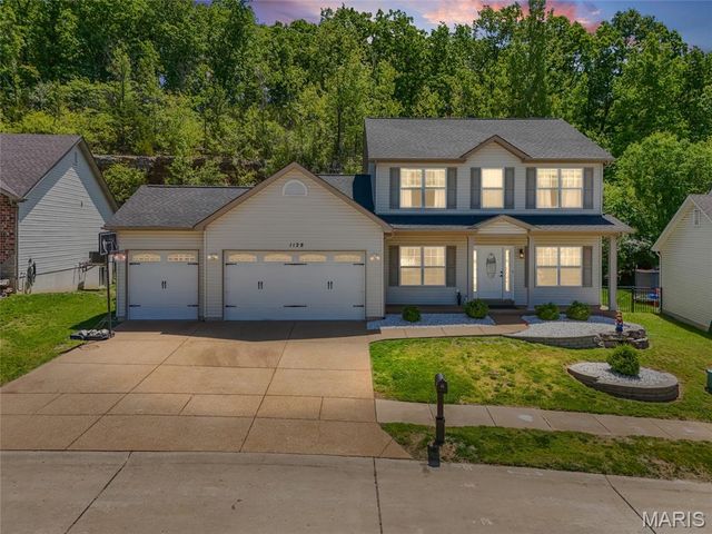 1128 Konert Valley Drive, Fenton, MO 63026