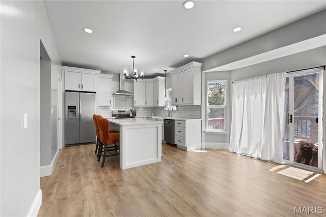 1128 Konert Valley Drive, Fenton, MO 63026