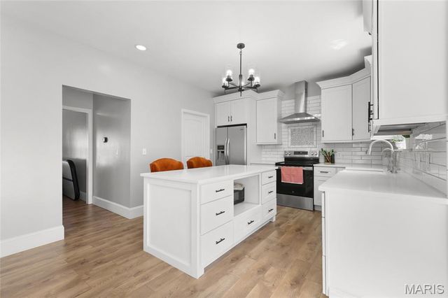 1128 Konert Valley Drive, Fenton, MO 63026