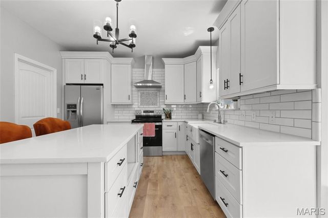 1128 Konert Valley Drive, Fenton, MO 63026
