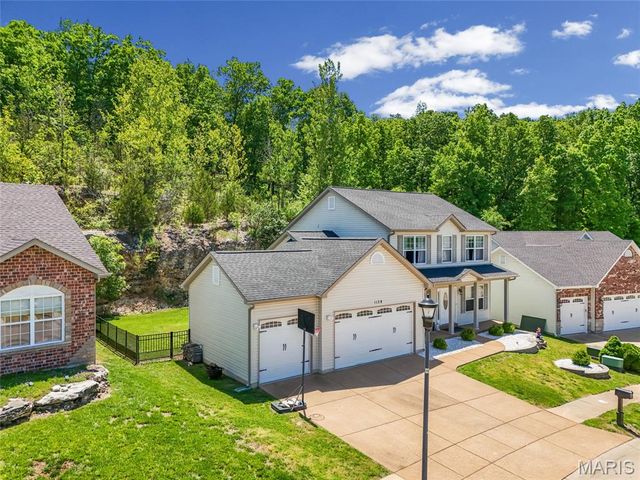1128 Konert Valley Drive, Fenton, MO 63026