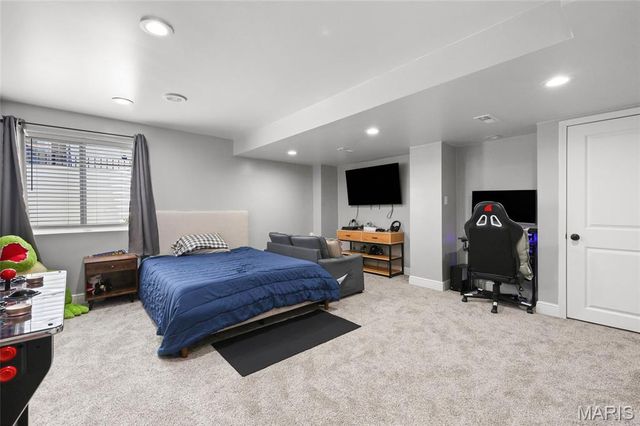 1128 Konert Valley Drive, Fenton, MO 63026