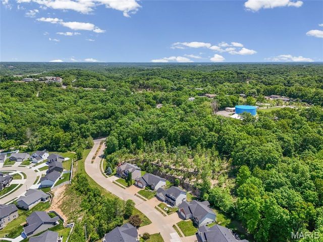 1128 Konert Valley Drive, Fenton, MO 63026