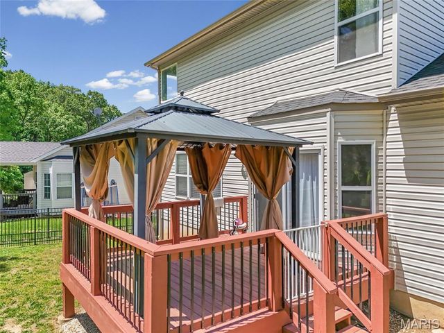 1128 Konert Valley Drive, Fenton, MO 63026