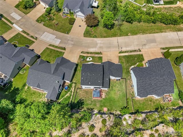 1128 Konert Valley Drive, Fenton, MO 63026