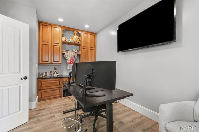 1128 Konert Valley Drive, Fenton, MO 63026