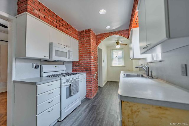 124 Roosevelt Boulevard, Long Beach, NY 11561