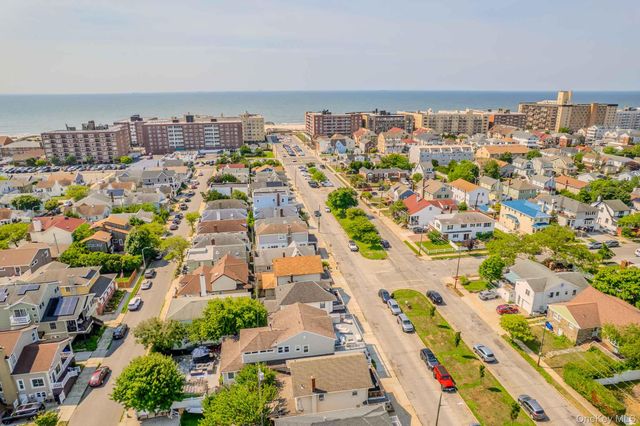 124 Roosevelt Boulevard, Long Beach, NY 11561