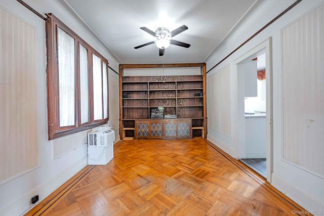 124 Roosevelt Boulevard, Long Beach, NY 11561