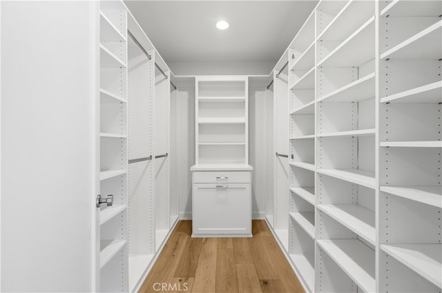 4730 Degovia Avenue, Woodland Hills, CA 91364