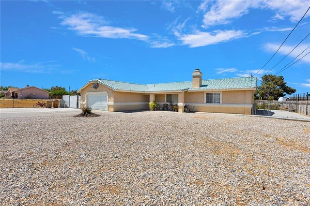 17908 Yucca, Hesperia, CA 92345
