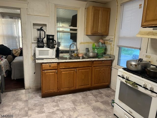 368 Jackson St, City Of Orange Twp., NJ 07050
