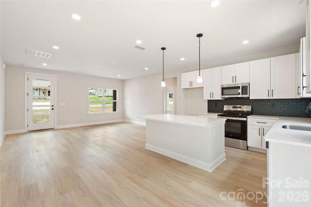 315 W Chestnut Street, Stanley, NC 28164
