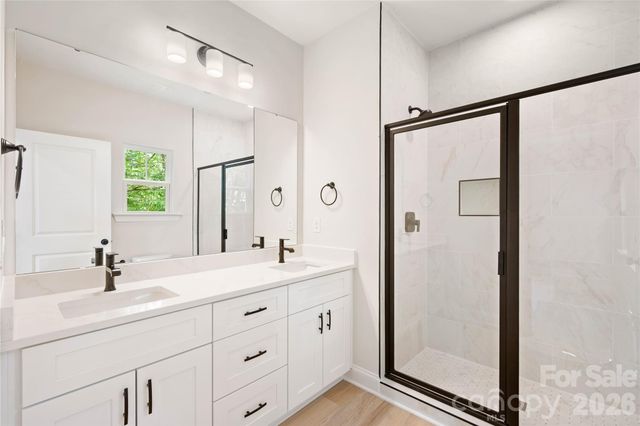 315 W Chestnut Street, Stanley, NC 28164