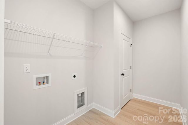 315 W Chestnut Street, Stanley, NC 28164