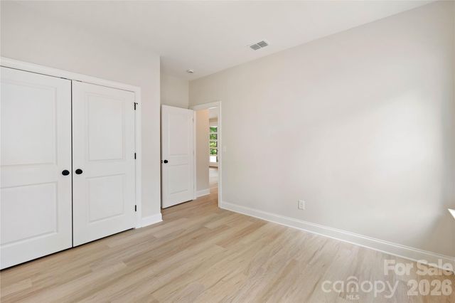 315 W Chestnut Street, Stanley, NC 28164