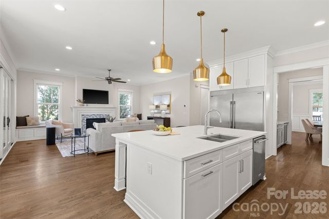 2520 Laburnum Avenue, Charlotte, NC 28205