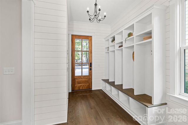 2520 Laburnum Avenue, Charlotte, NC 28205