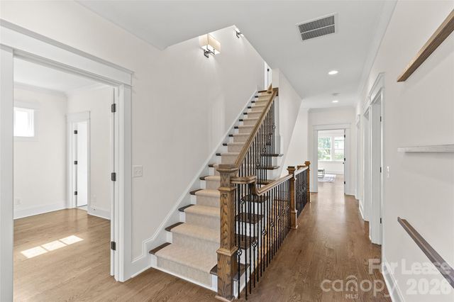 2520 Laburnum Avenue, Charlotte, NC 28205